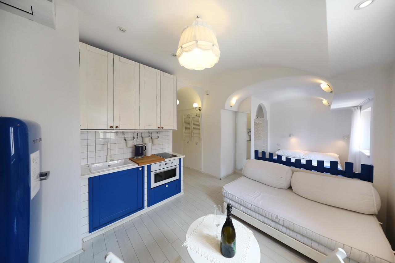 Central Apartments Integrated Hotel ザダル エクステリア 写真