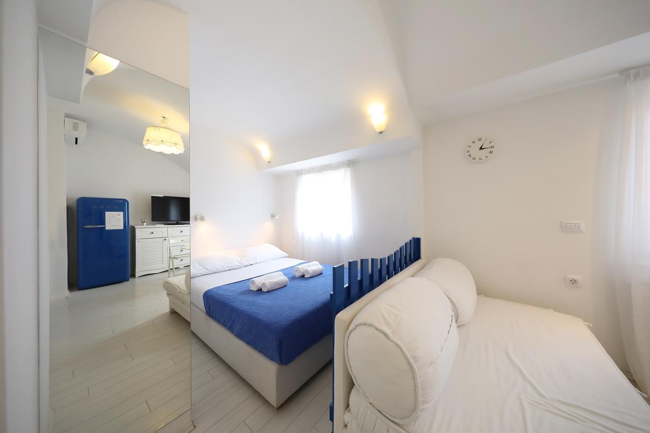 Central Apartments Integrated Hotel ザダル エクステリア 写真