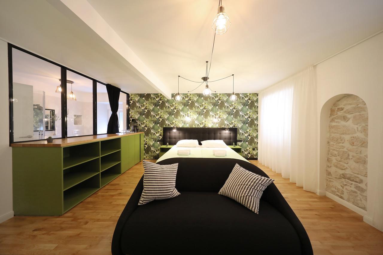 Central Apartments Integrated Hotel ザダル エクステリア 写真