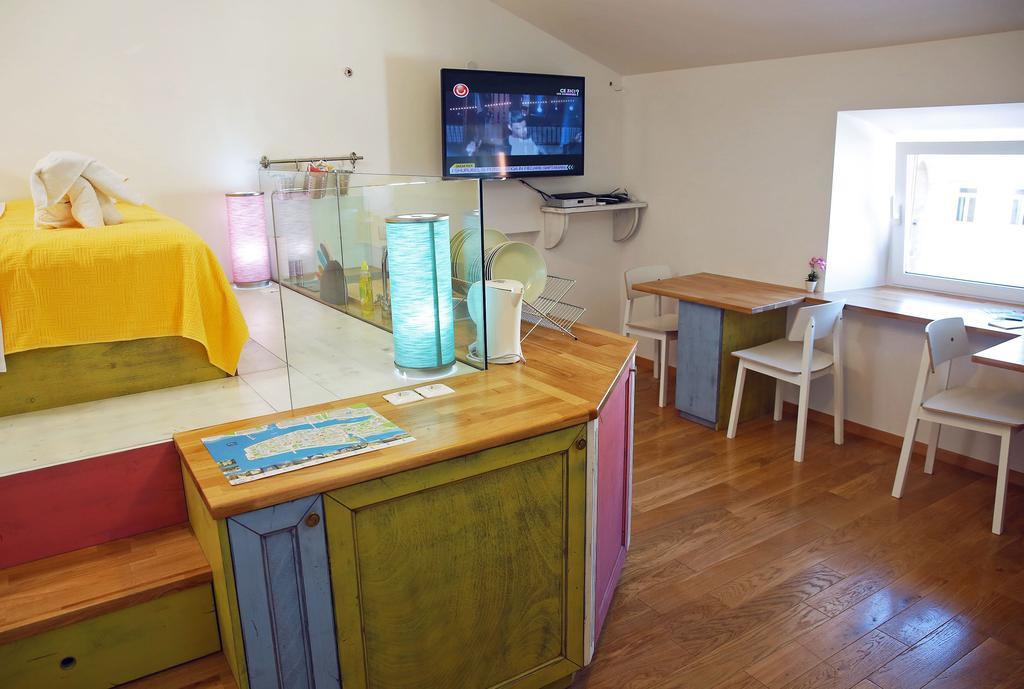 Central Apartments Integrated Hotel ザダル 部屋 写真